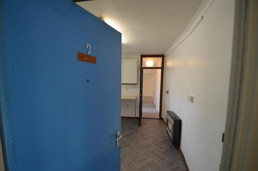 Property photo 3 of 37 Bcee0D57-D8D7-4C91-A7C1-14De4Cca2862.Jpeg