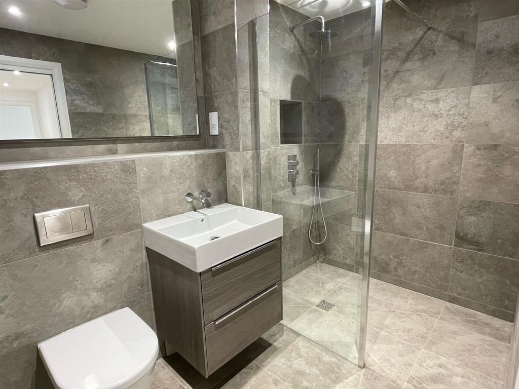 Property photo 2 of 26 Shower.Jpg