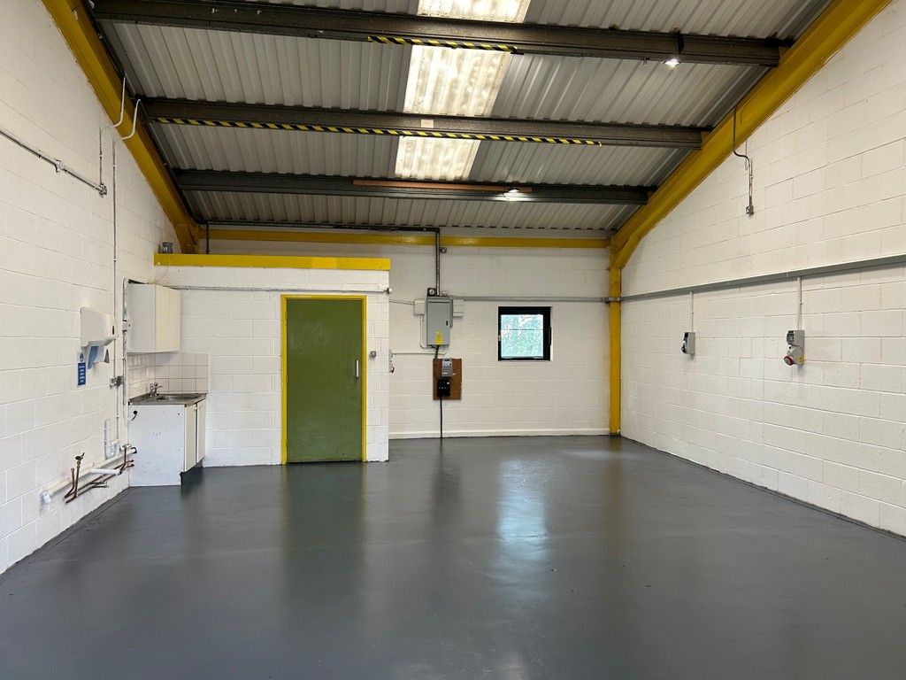 Property photo 2 of 6 Photo 1