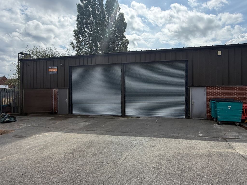 Property photo 1 of 3