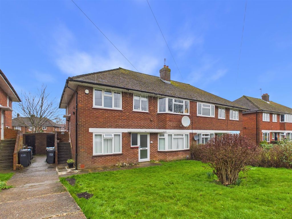 Property photo 1 of 10 Cam02885G0-Pr0572-Still015.Jpg