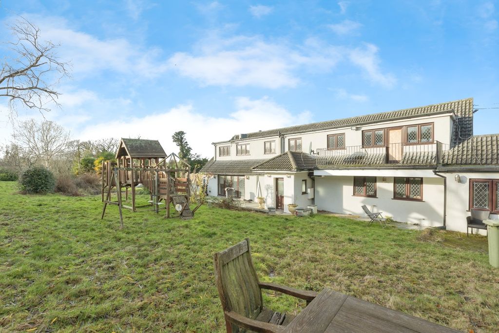 Property photo 1 of 33 Pbox-Img.Jpg