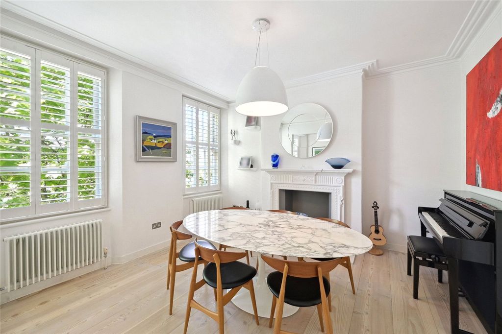 Property photo 2 of 15 Dining