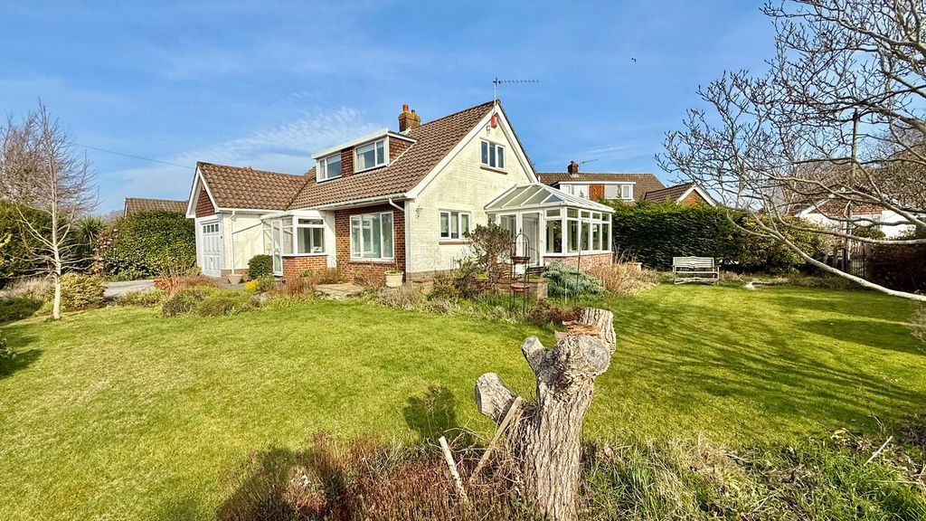 Property photo 1 of 21
