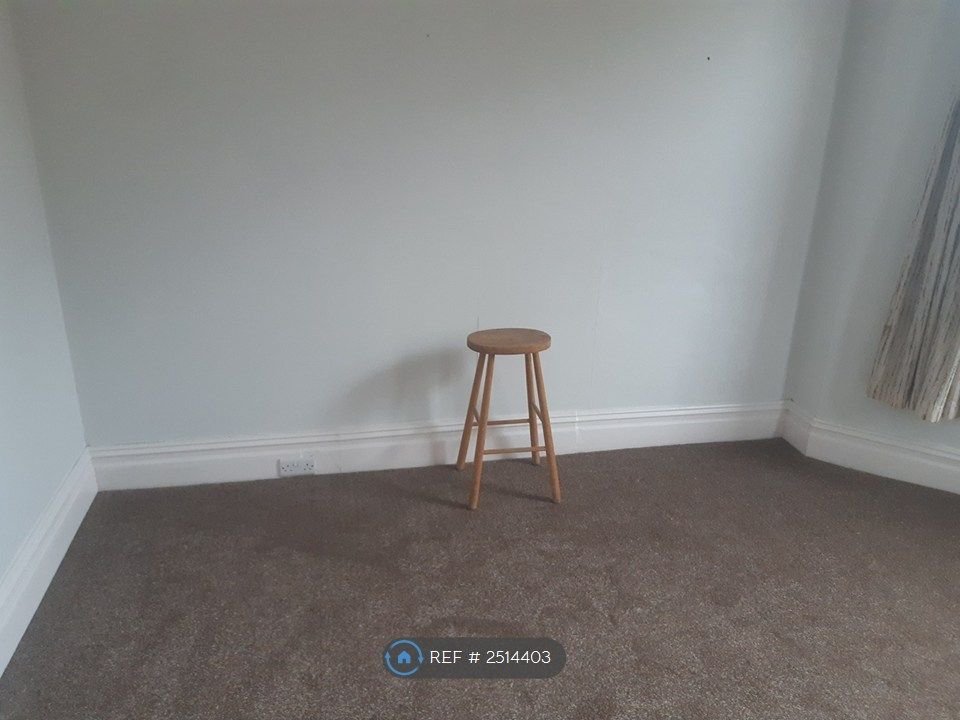Property photo 2 of 12 Room1