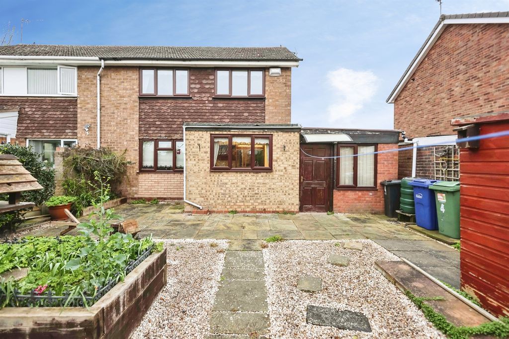 Property photo 2 of 19