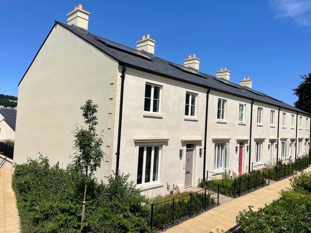 Property photo 1 of 15 The Kinlet