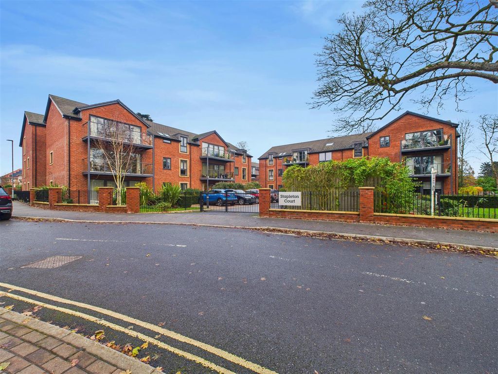 Property photo 1 of 20 Cam03303G0-Pr0273-Still027.Jpg