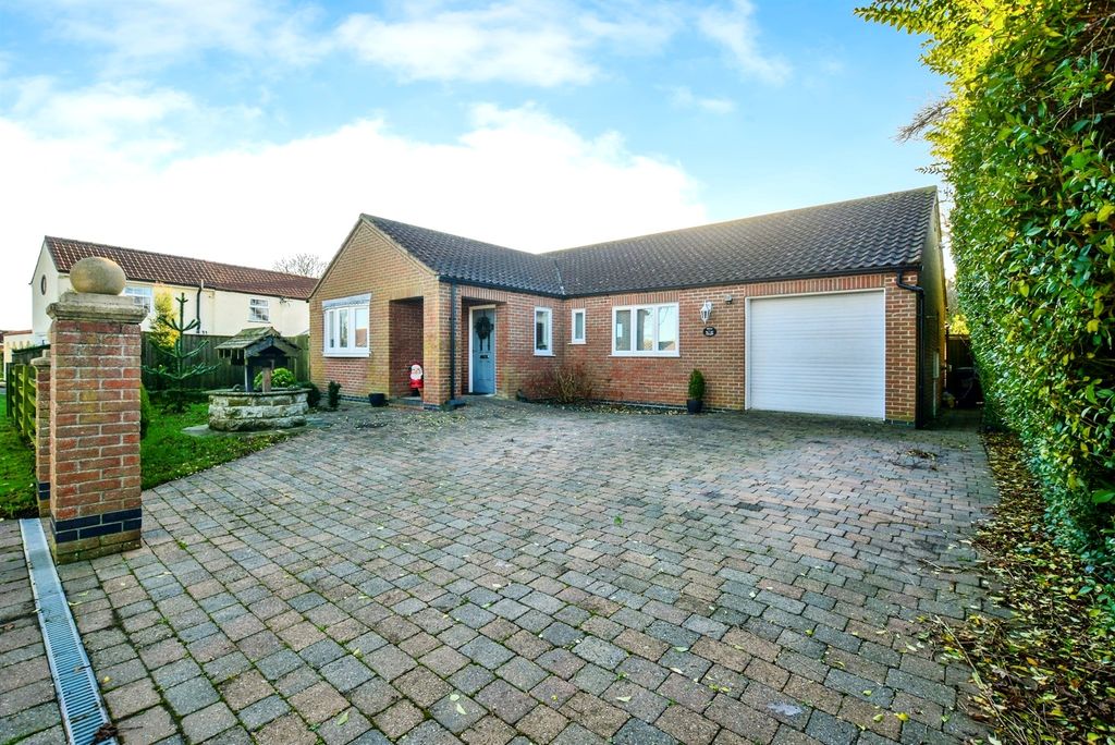 Property photo 1 of 21