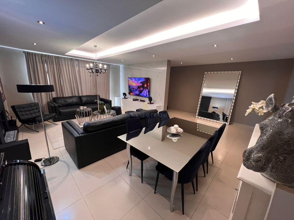 Property photo 3 of 24