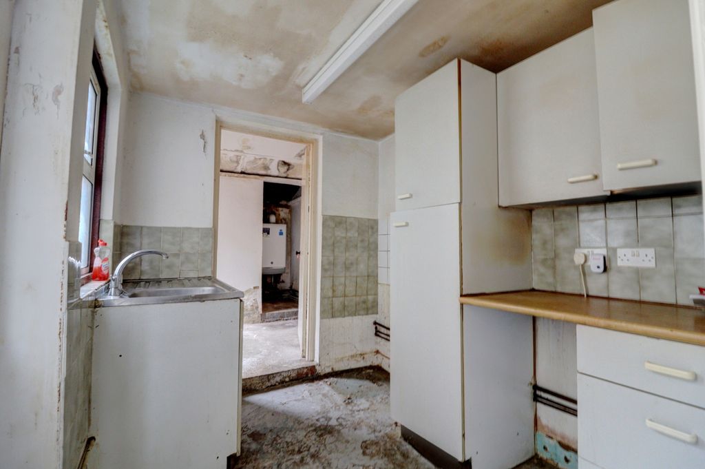 Property photo 3 of 9 Picture No. 05
