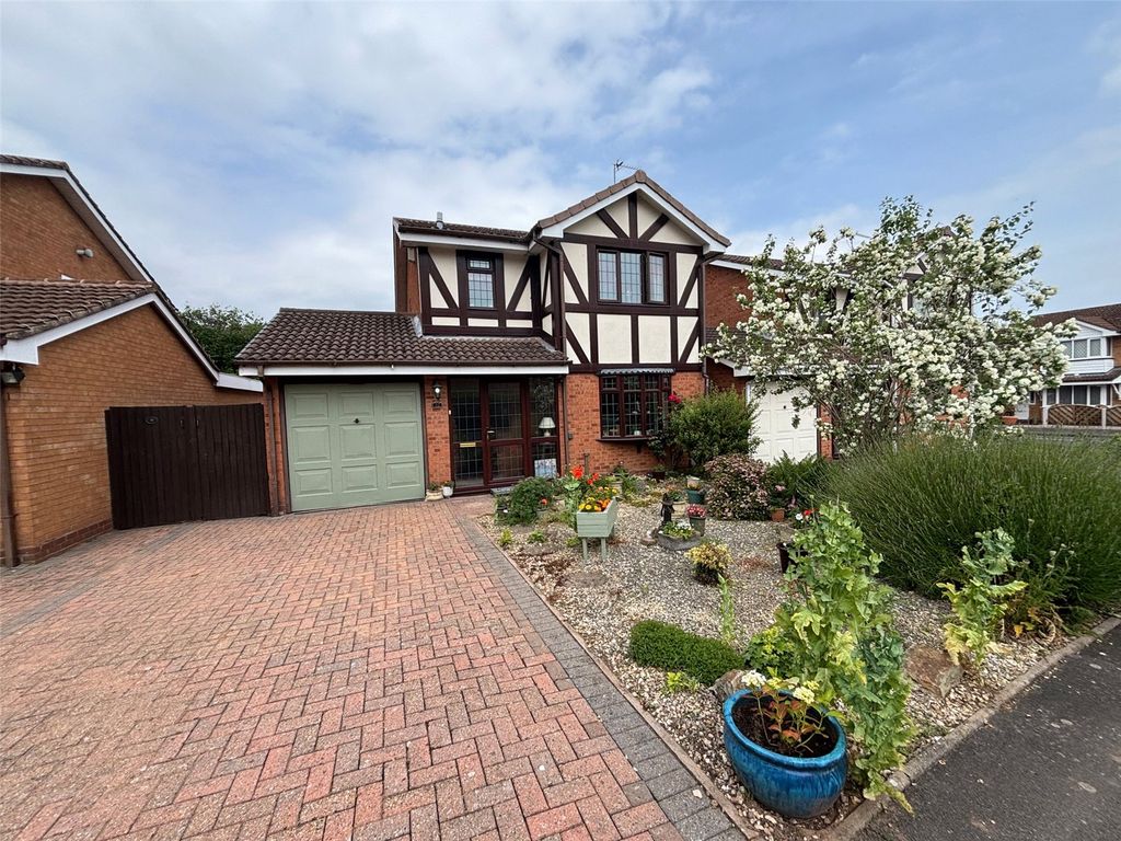 Property photo 1 of 17 Picture No. 14