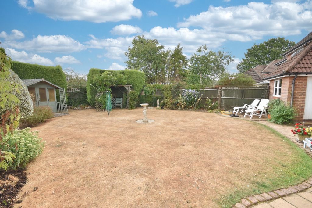 Property photo 3 of 20 Picture No. 27