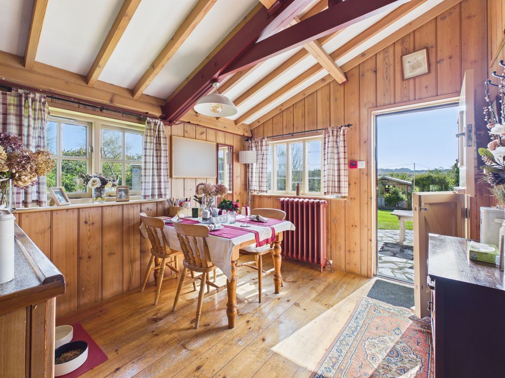 Property photo 2 of 13 Dining Area