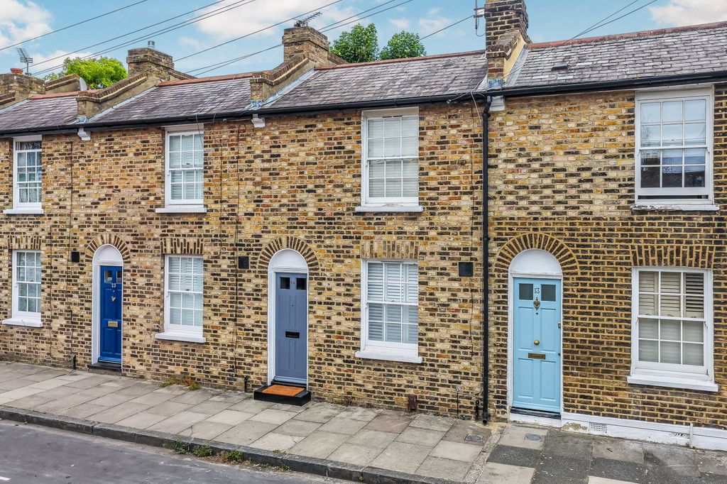 Property photo 1 of 10