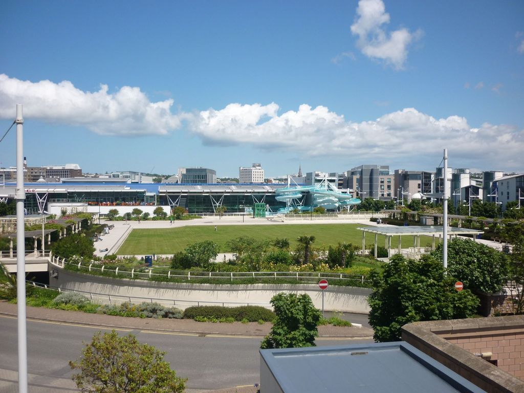 Property photo 2 of 14