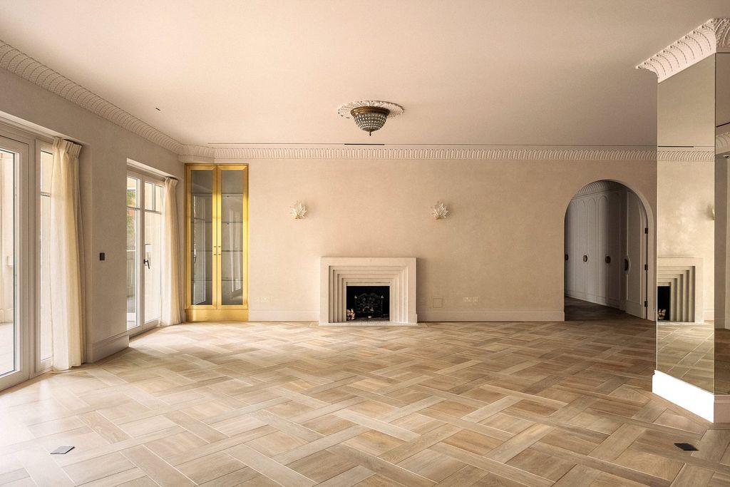Property photo 3 of 22 Reception Room