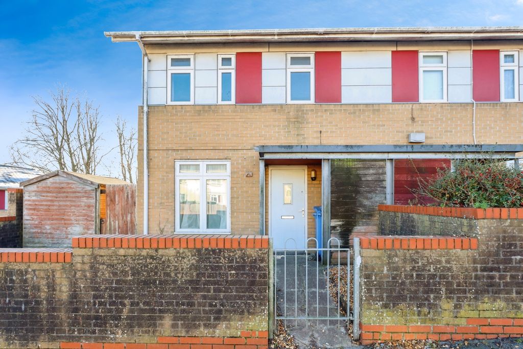 Property photo 1 of 19 Front