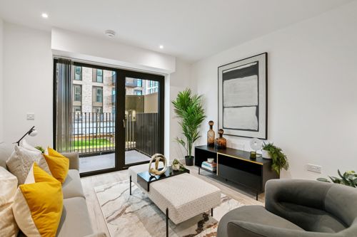 Property photo 1 of 11 1 Lounge 1