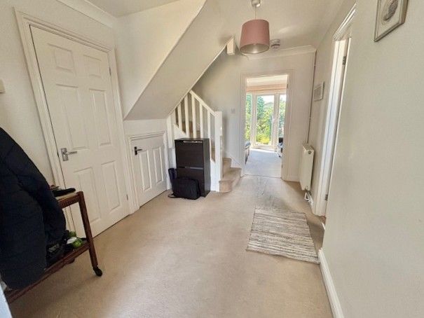 Property photo 2 of 13 Entrance Hall