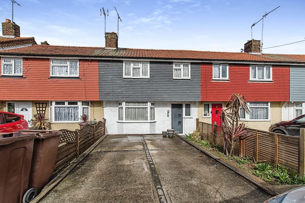 Property photo 1 of 15