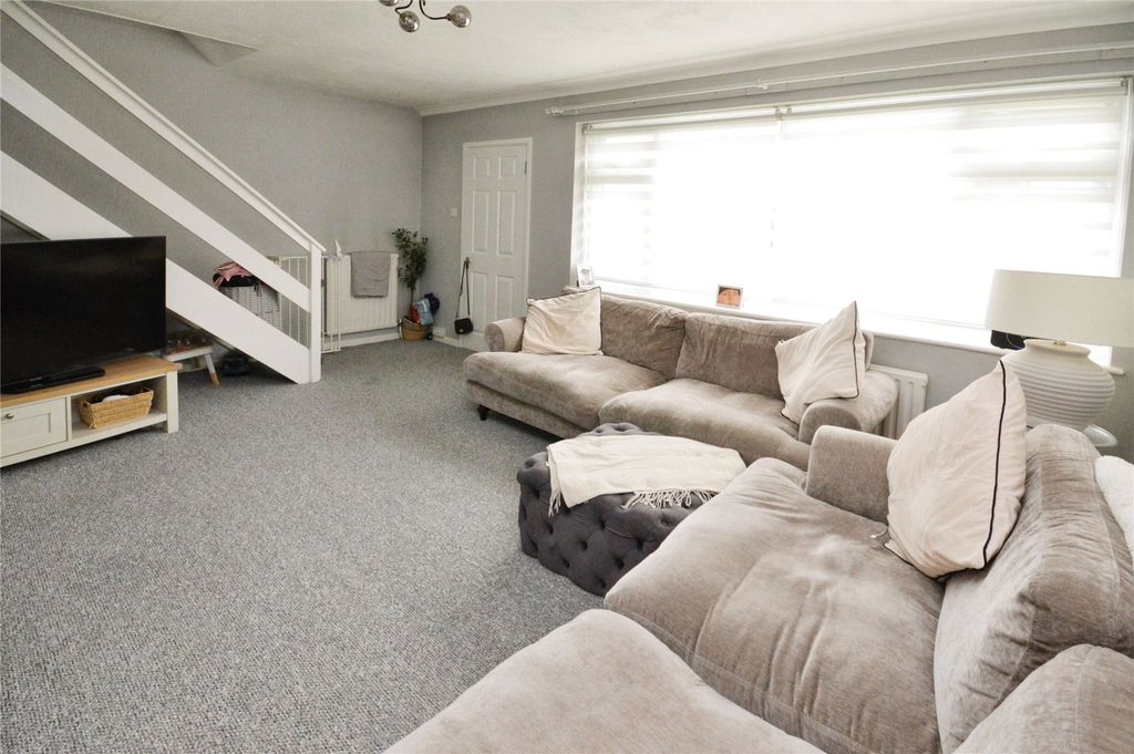 Property photo 3 of 10 Picture No. 04