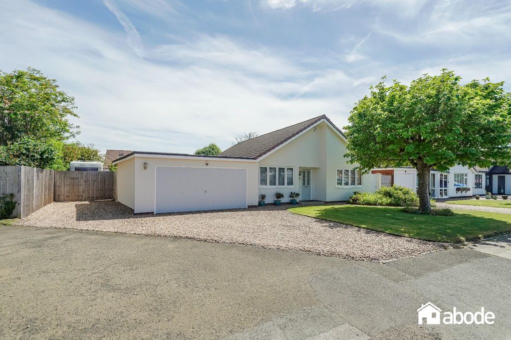 Property photo 1 of 34