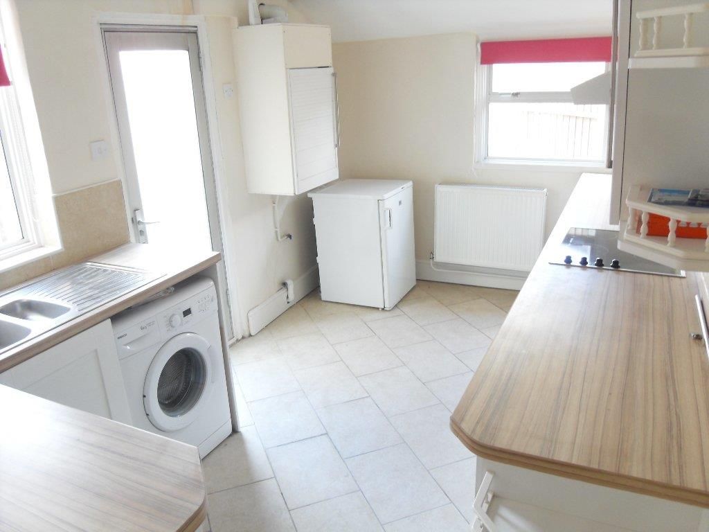 Property photo 2 of 14