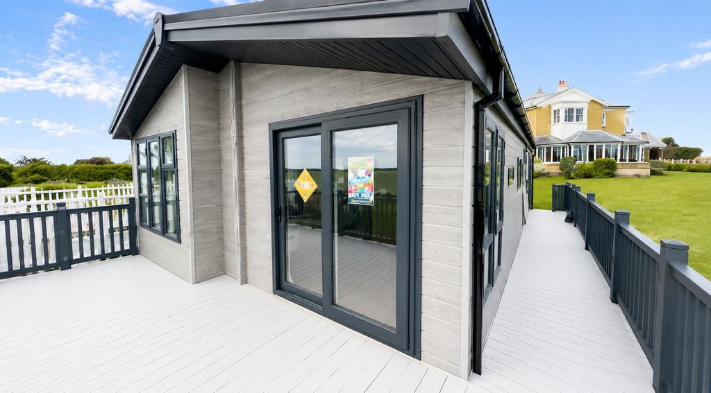 Property photo 1 of 14 06d35Ec2-765F-4B54-Ac67-Ac652c8c03F0.Png