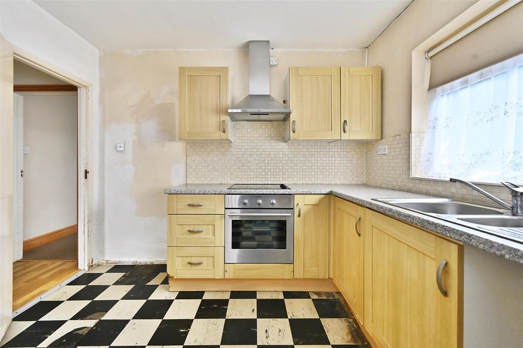 Property photo 3 of 14 8 Deans Drive-Tn394De (2).Jpg