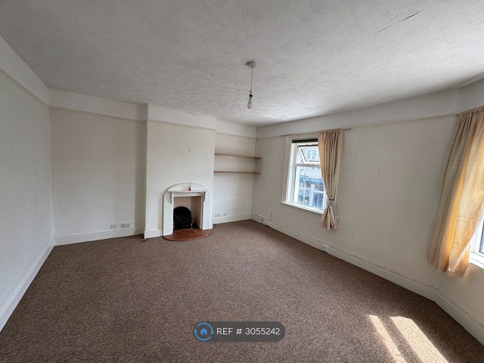 Property photo 2 of 11 Frontroom