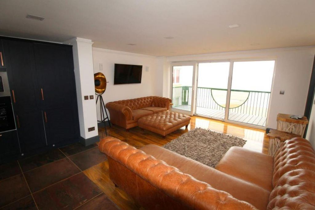 Property photo 2 of 9 Lounge Sofas.Jpg