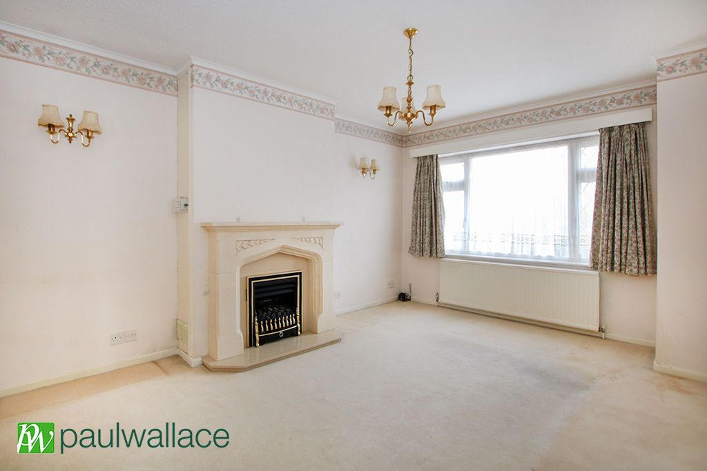 Property photo 2 of 16 Lounge