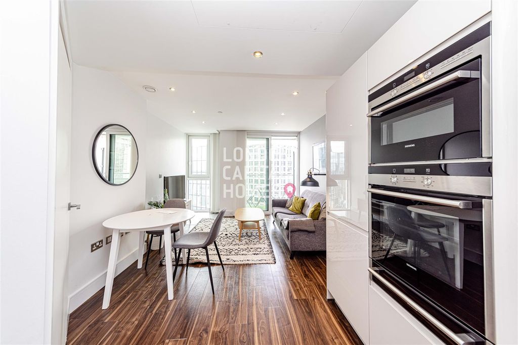 Property photo 1 of 11 2Sep8568.Jpg