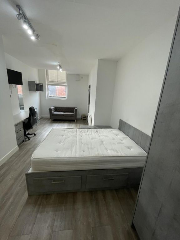 Property photo 2 of 9 9677964.Jpg