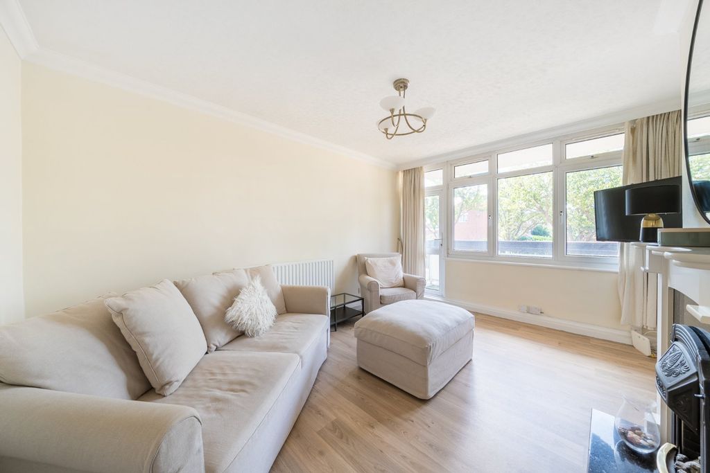 Property photo 1 of 10 Picture No. 07