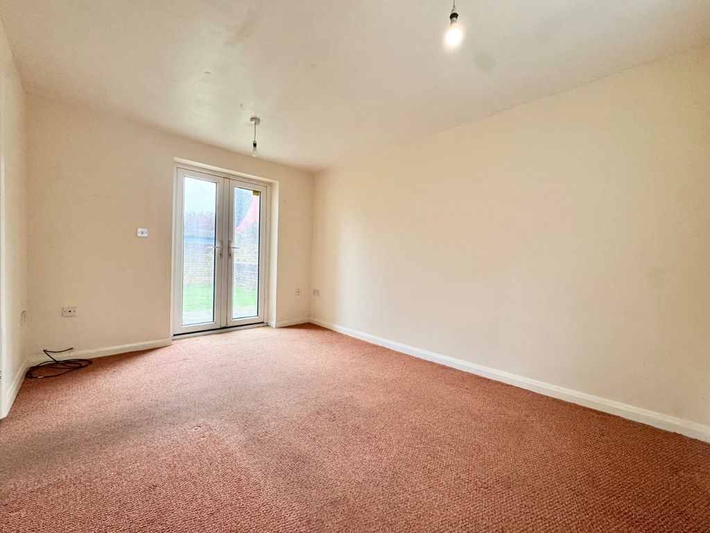 Property photo 3 of 11 Picture 3