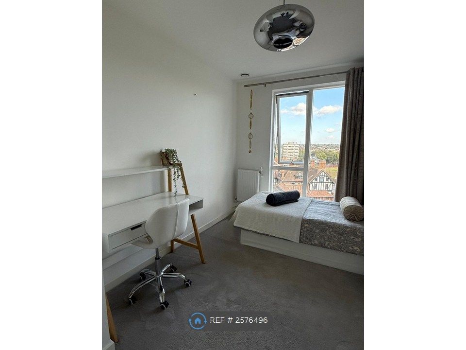 Property photo 2 of 11