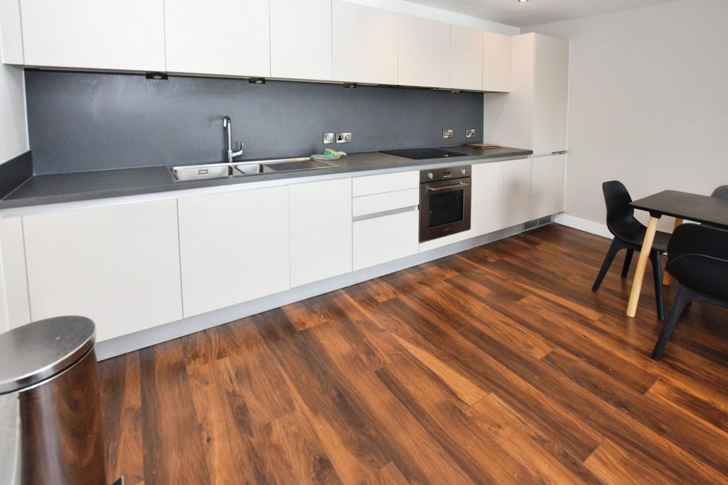 Property photo 3 of 14 Picture No. 13