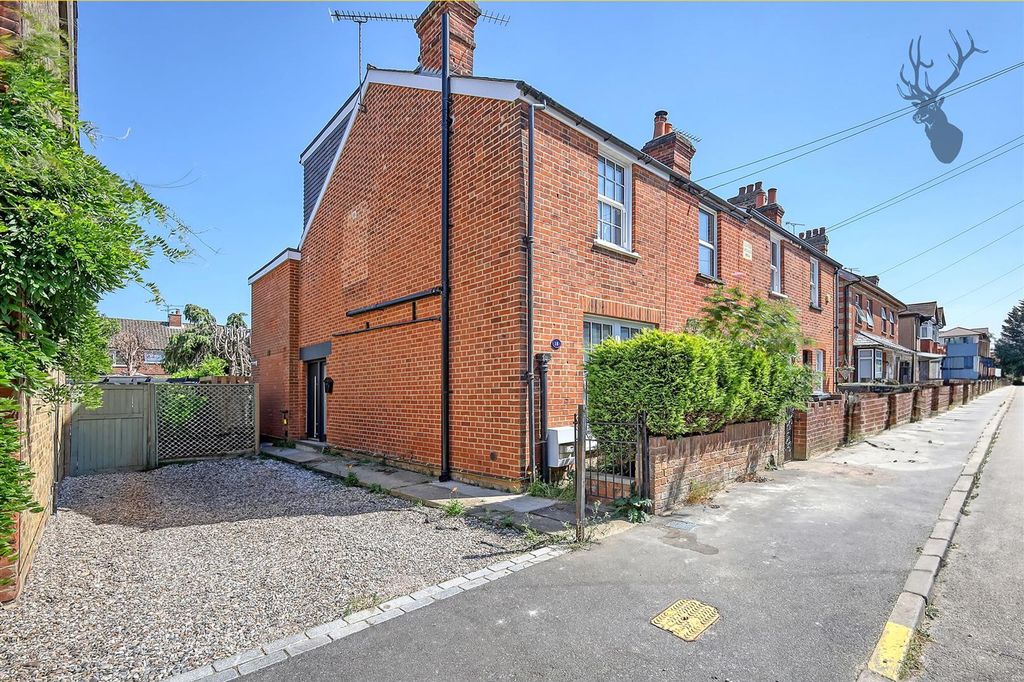 Property photo 1 of 19
