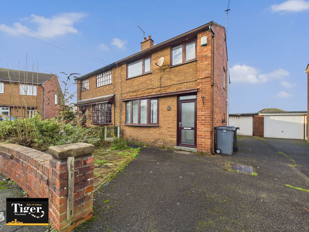 Property photo 1 of 13 Cam02176G0-Pr0769-Still013