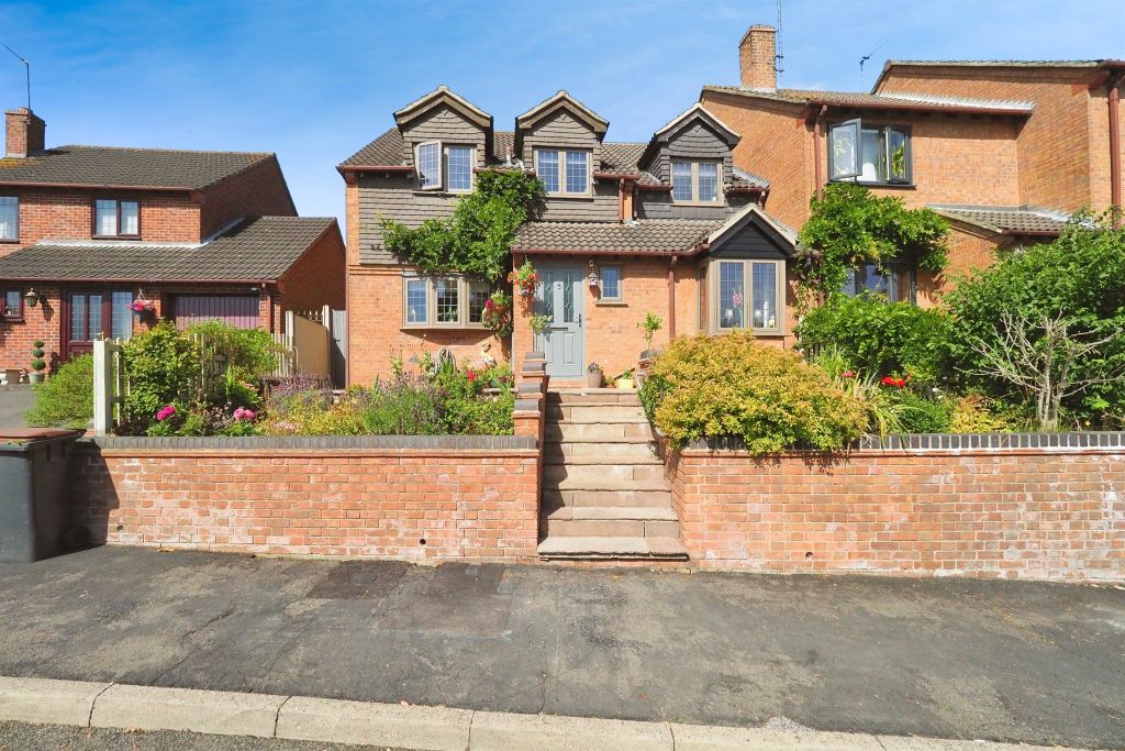 Property photo 1 of 17