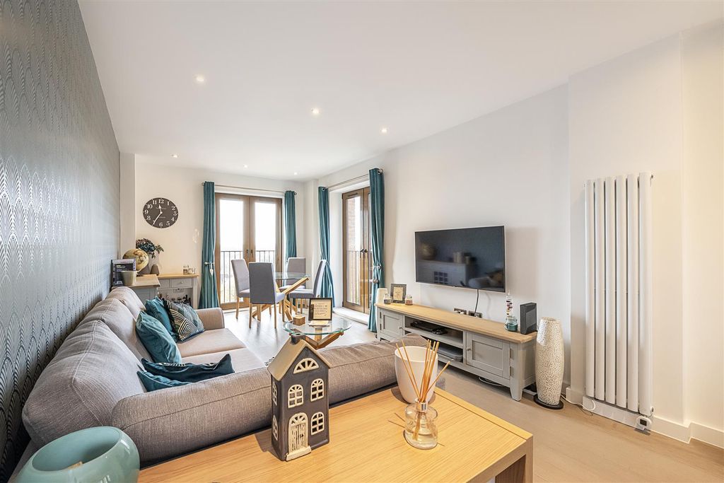 Property photo 2 of 17 Dsc_5427.Jpg