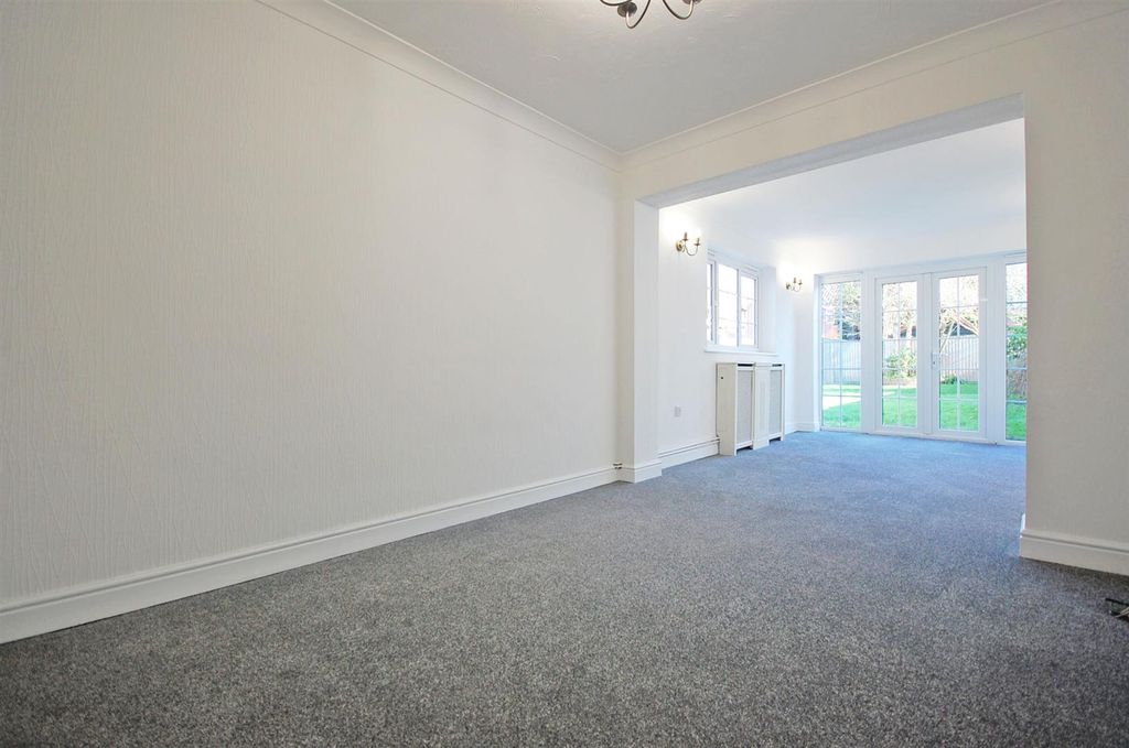 Property photo 2 of 25 Dining.Jpg