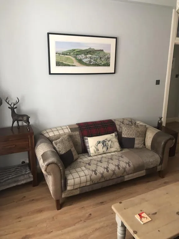Apartment in Edinburgh, Abbeyhill, Old Town - View 3