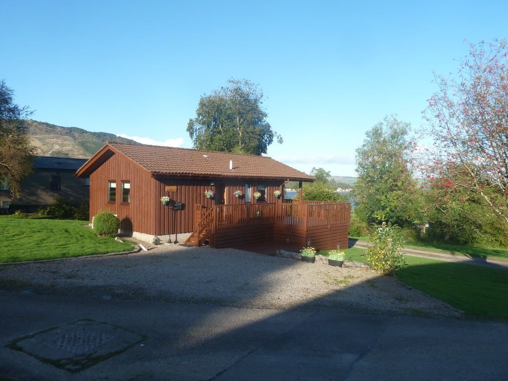 Property photo 2 of 20