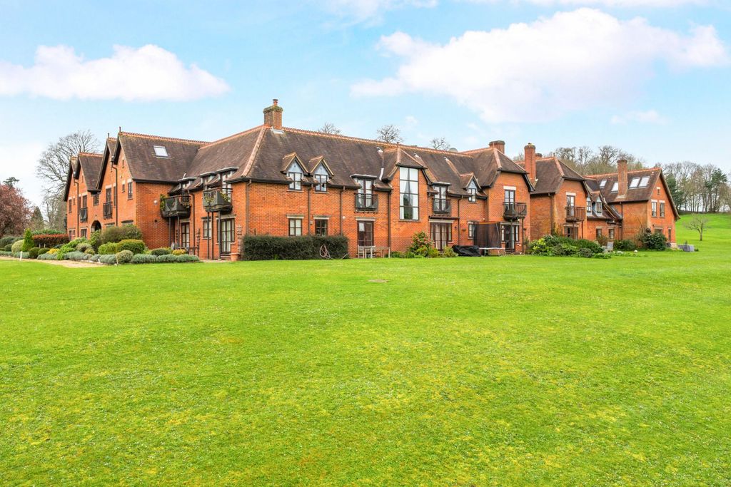 Property photo 1 of 48 Picture No. 71