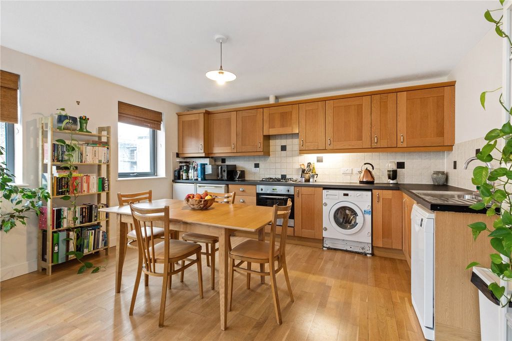 Property photo 2 of 12 Picture No. 08