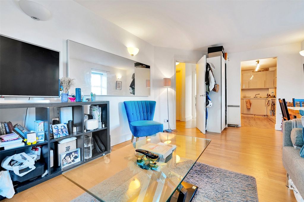 Property photo 2 of 10 Picture No. 03