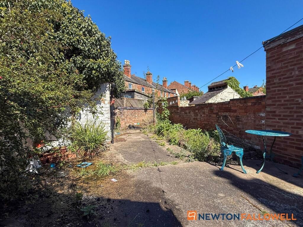 Property photo 2 of 16
